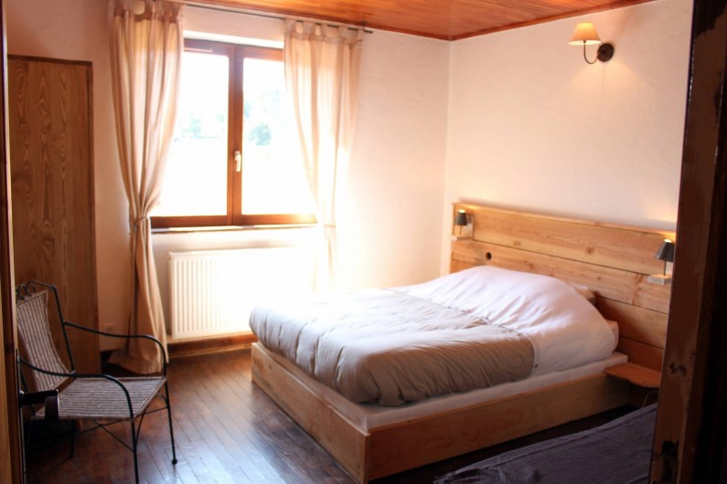 Location de vacances - Gîte à Coucouron - Lit en 140 et lit en 90