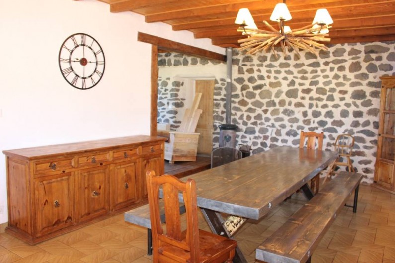 Location de vacances - Gîte à Coucouron - Table pour 16 convives