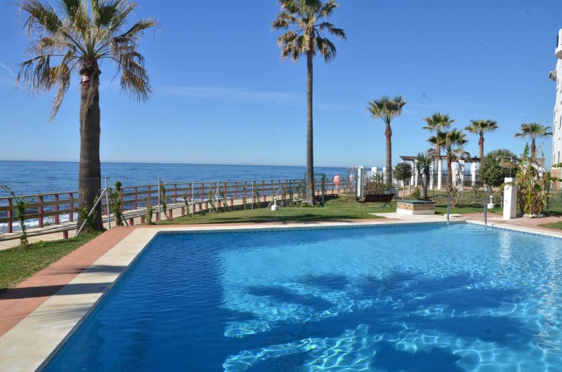 Location de vacances - Appartement à Calahonda - piscine commune