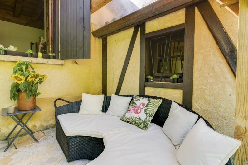 Location de vacances - Villa à Vezac - Terrasse coin repos