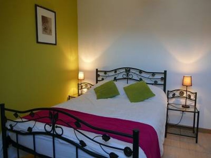 Location de vacances - Maison - Villa à Annecy - Gite n°3 Chambre lit 140