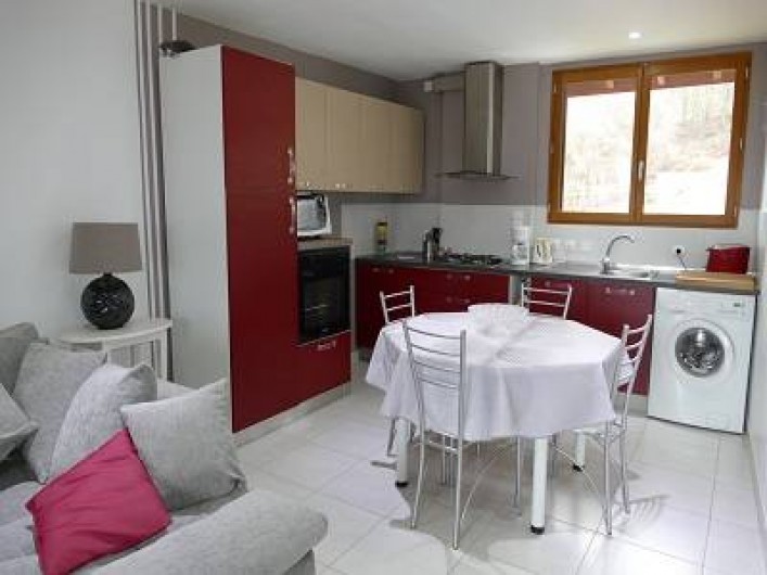 Location de vacances - Maison - Villa à Annecy - Gite n° 1 Cuisine ouverte sur salon