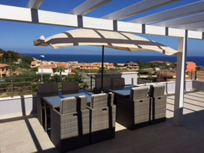 Location de vacances - Appartement à Lu Bagnu - Terrasse