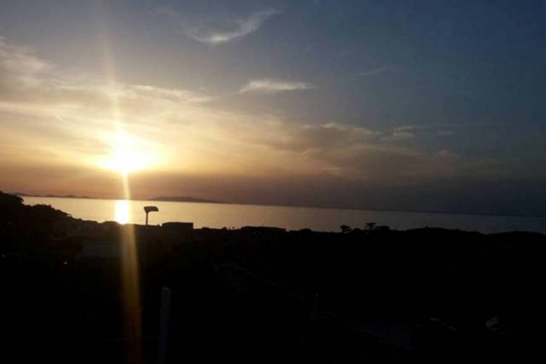 Location de vacances - Appartement à Lu Bagnu - Coucher de soleil