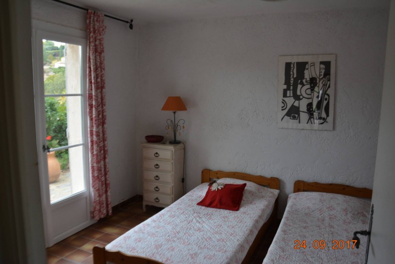 Location de vacances - Villa à Les Issambres - chambre rose