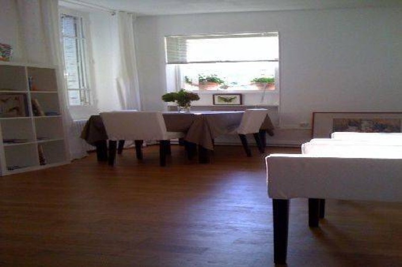 Location de vacances - Maison - Villa à Dijon - Coin salon/salle à manger