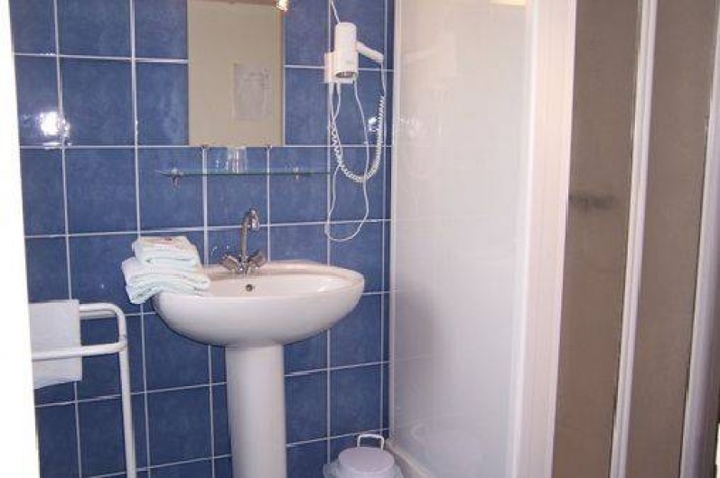 Location de vacances - Maison - Villa à Courtils - salle d'eau 1