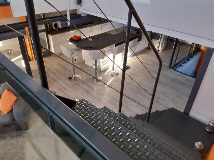 Location de vacances - Appartement à Beaune - Vue de l'étage !