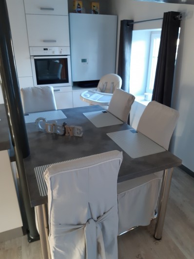 Location de vacances - Appartement à Beaune - Coin repas