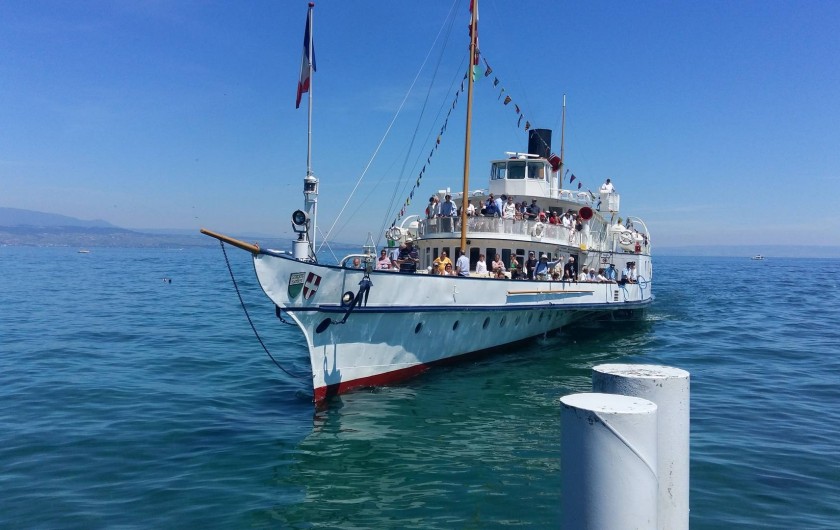 Location de vacances - Chalet à Excenevex - Bateau à roue à aube