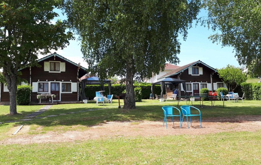 Location de vacances - Chalet à Excenevex - Les 2 Chalets sur 1800 m² de terrain, vue lac Léman