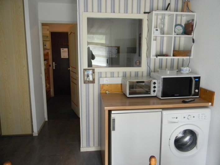 Location de vacances - Studio à Cauterets - lave linge et réfrigérateur