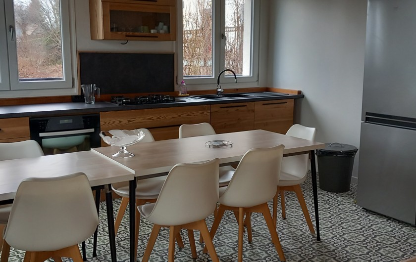 Location de vacances - Gîte à Chastreix - cuisine ouverte