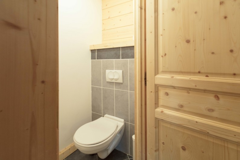 Location de vacances - Chalet à Montgenèvre - Toilette séparée