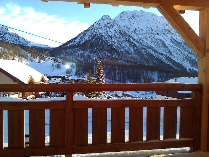 Location de vacances - Chalet à Montgenèvre - Vue chambre bas