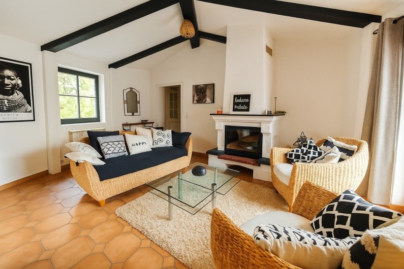 Location de vacances - Villa à Saint-Cézaire-sur-Siagne - Salon.