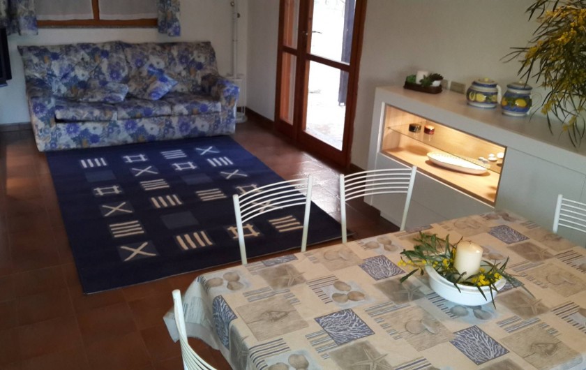 Location de vacances - Maison - Villa à Solanas - Soggiorno con divano letto