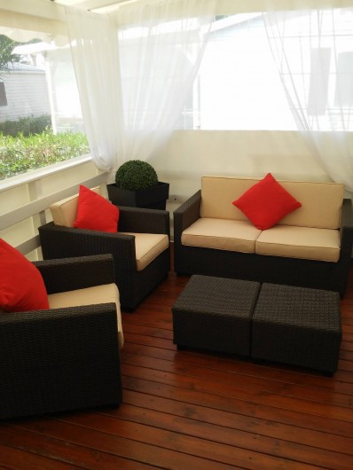 Location de vacances - Camping à Vias - Salon en terrasse couverte