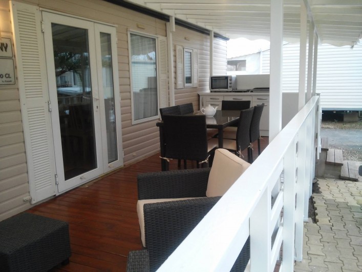 Location de vacances - Camping à Vias - terrasse  en perspective