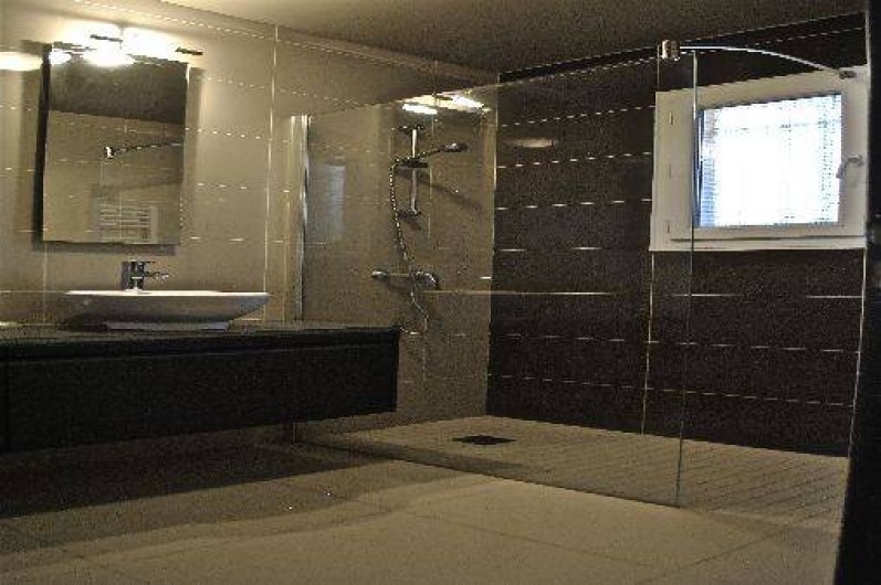 Location de vacances - Appartement à Argelès-sur-Mer - salle de bains rdc