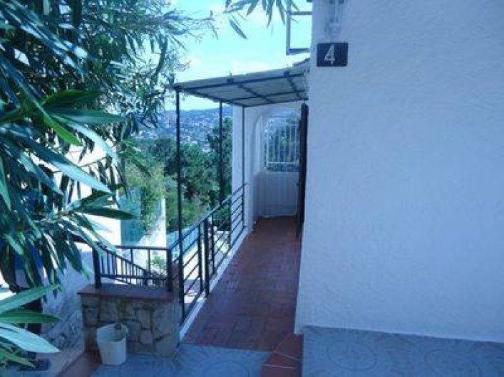 Location de vacances - Villa à Lloret de Mar - entrée villa