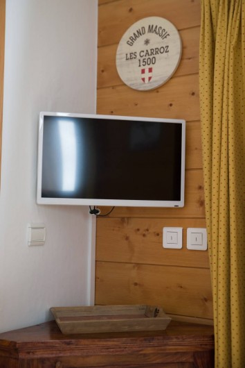 Location de vacances - Appartement à Les Carroz d'Arâches - téléviseur  lecteur dvd