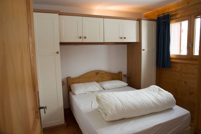 Location de vacances - Appartement à Les Carroz d'Arâches - Chambre lit double