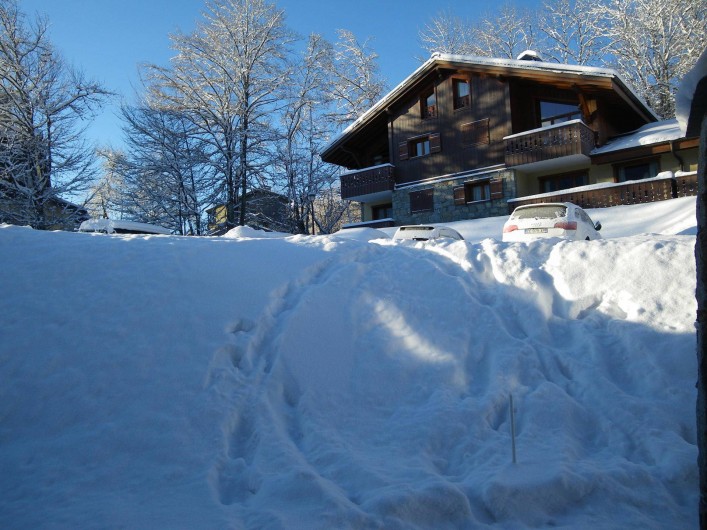Location de vacances - Appartement à Les Carroz d'Arâches - parking supplémentaire