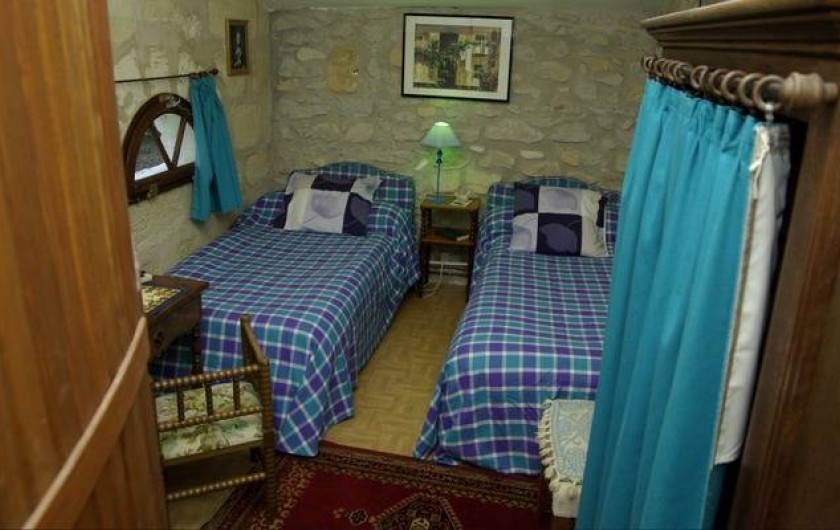 Location de vacances - Gîte à Lamothe-Landerron - Chambre Ninon de l'Enclos