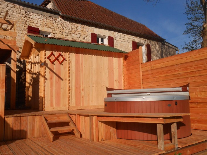 Location de vacances - Insolite à Labarre - Vue de l'espace Bien-être