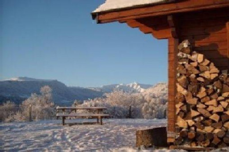 Location de vacances - Chalet à Chambon-sur-Lac