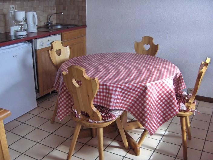 Location de vacances - Appartement à Samoëns - Coin repas