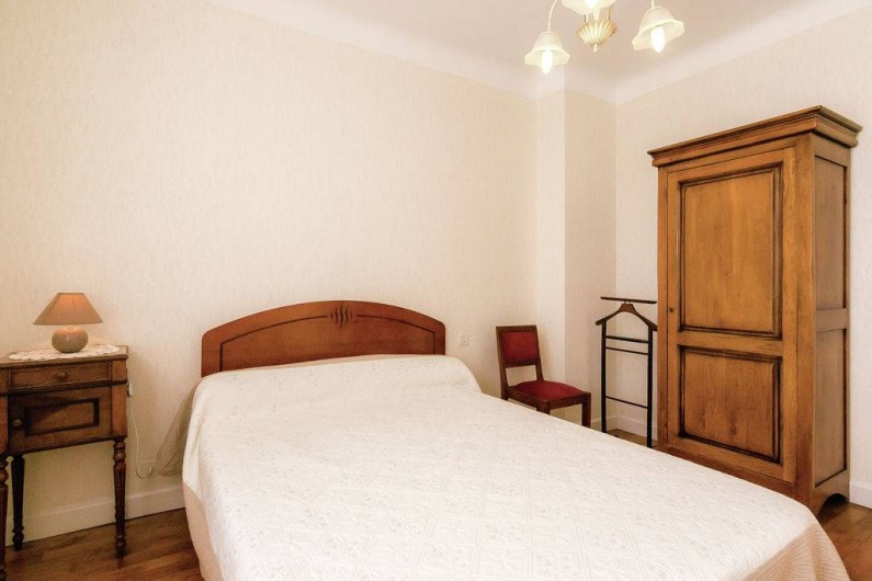 Location de vacances - Villa à Chasteaux - Chambre 1