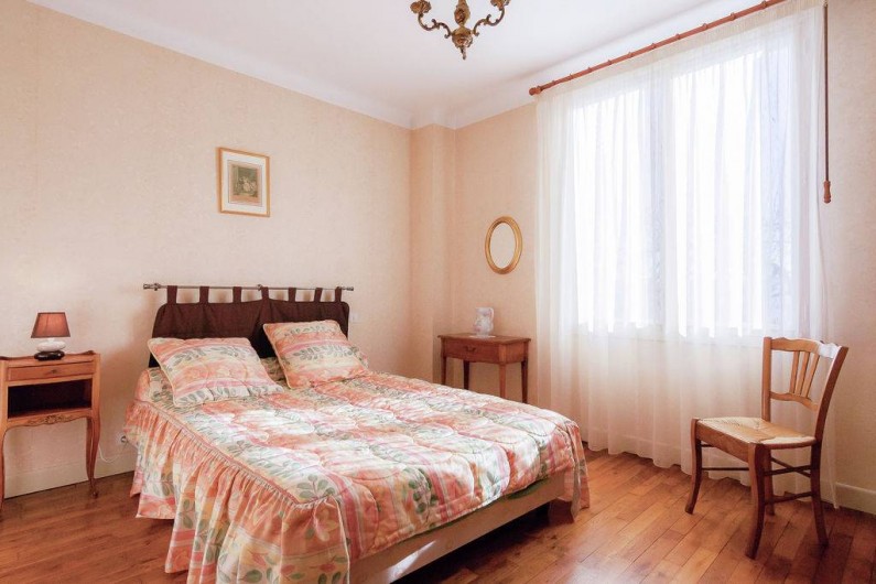 Location de vacances - Villa à Chasteaux - chambre 3