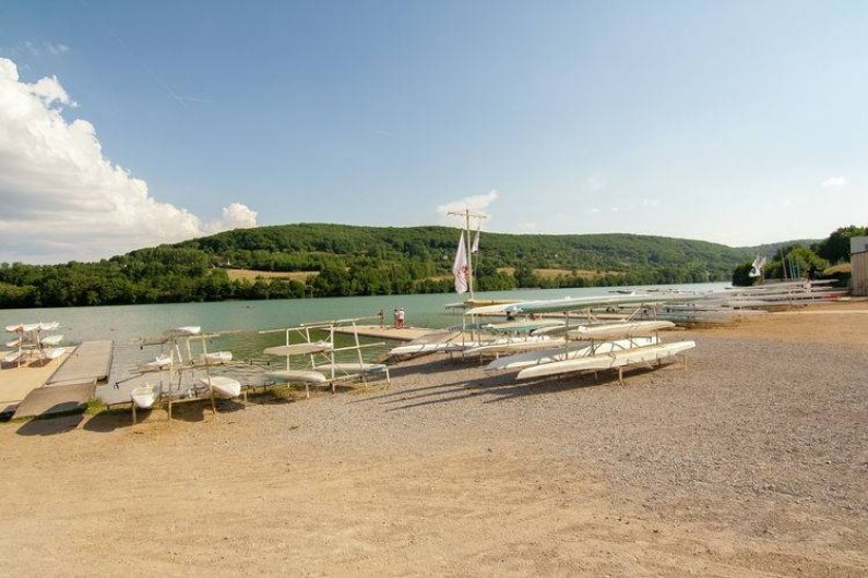 Location de vacances - Villa à Chasteaux - Le plan d'eau  Base aviron