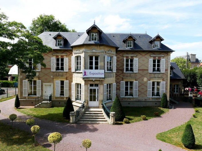 Location de vacances - Appartement à Cabourg - musée M PROUST EN COURS
