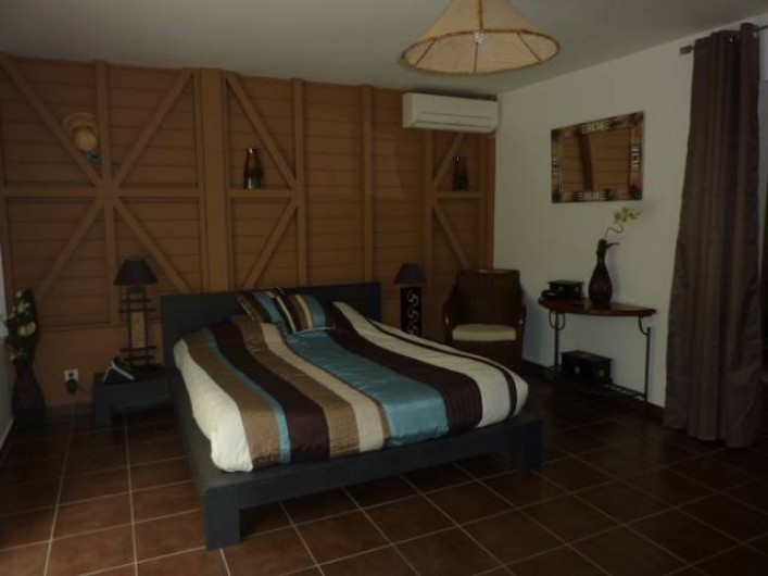 Location de vacances - Villa à Saint-François - CHAMBRE PARENTALE CHAMBRE N° 5  AVEC DRESSING ET SALLE D'EAU ET WC PRIVATIF