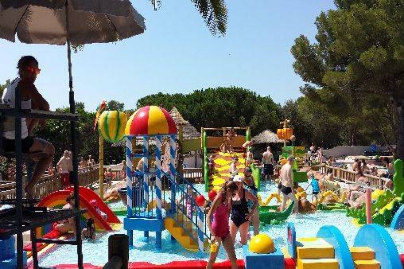 Location de vacances - Camping à Fréjus - Bassins La Baume