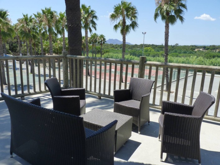 Location de vacances - Camping à Fréjus - Point de vue terrasse La Palmeraie