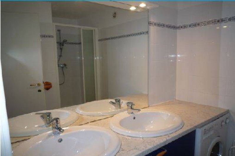 Location de vacances - Villa à Calvi - 1salle d'eau