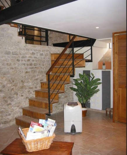 Location de vacances - Gîte à Engenville - L'Escalier menant au Salon