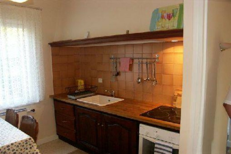 Location de vacances - Appartement à Vence - Cuisine avec four, lave vaisselle, microonde etc.