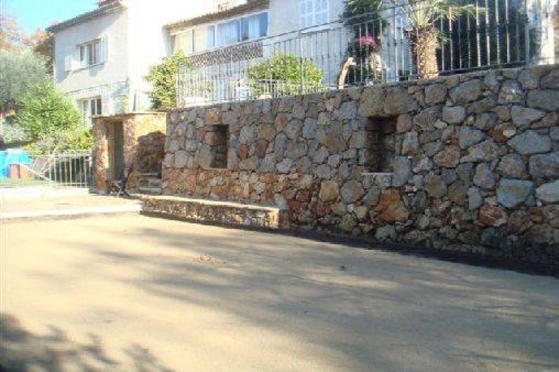 Location de vacances - Appartement à Vence - Terrain de boule