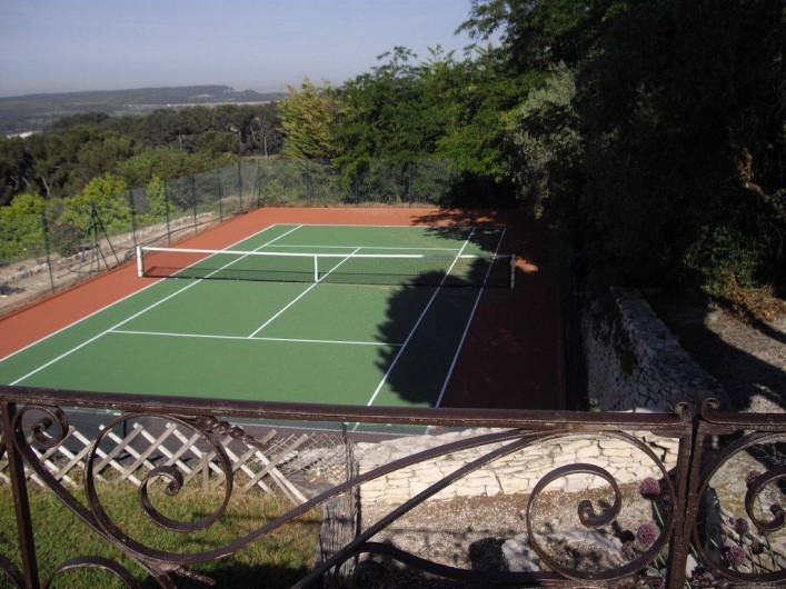 Location de vacances - Villa à Aix-en-Provence - Tennis, avec éclairage