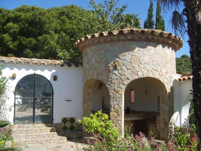 Location de vacances - Appartement à Llançà - jardin "patio"