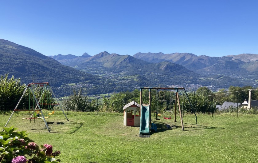 Location de vacances - Gîte à Artalens-Souin - Vue sur la vallée d'Argelès-Gazost
