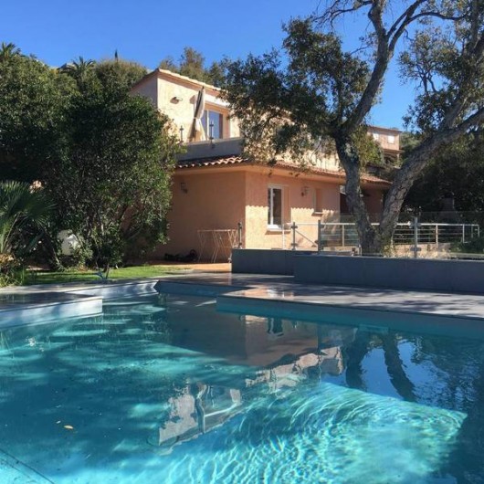 Location de vacances - Maison - Villa à Pinarellu - maison avec la piscine