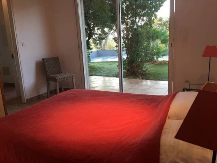 Location de vacances - Maison - Villa à Pinarellu - Chambre N° 1 avec un grand lit de 140