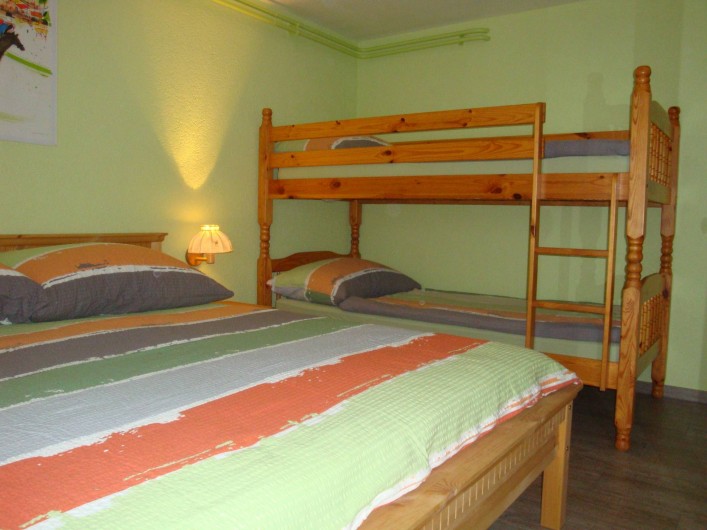 Location de vacances - Appartement à Les Breuleux - 1 lit double 160x200 et lits superposés 90x200