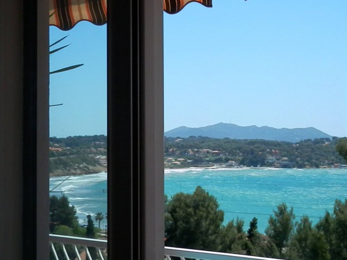 Location de vacances - Appartement à Bandol - VUE DU BALCON  APPARTEMENT n)1
